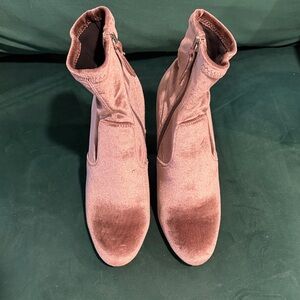 Steve Madden Gray Velvet Ankle Boots